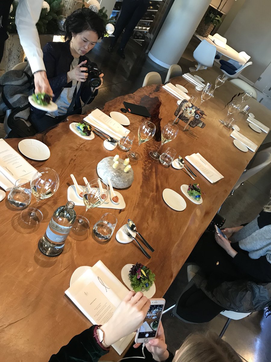 inLOMBARDIA's tweet photo. TREASURE HUNT - 4º stop @AliceRistorante
Time to eat something really tasty 😋🙌
#ViewsofMilan #inLombardia https://t.co/LeFYKhgVB9