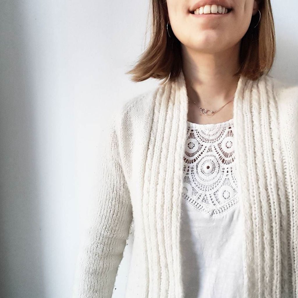 Ambyon's tweet photo. Dentelle et grosse laine doudou ❤
#tricot #knittersofinstagram #knitters #knit #knitwear #knitting #knittingmakesmehappy #drops #dropsair #mazzycloud https://t.co/Kh4nlIIPAA https://t.co/bq2A0eL2WS