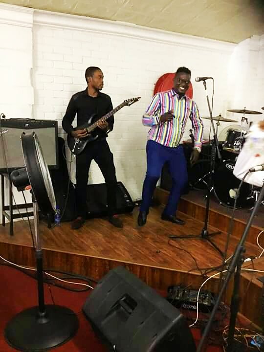 yamachine12's tweet photo. When it's about to dance for God I'm not shy 🎶🎸Me and Brother Reganne at the CITY OF GLORY CHURCH this morning#BlessedSunday https://t.co/9moCwYoMiX
