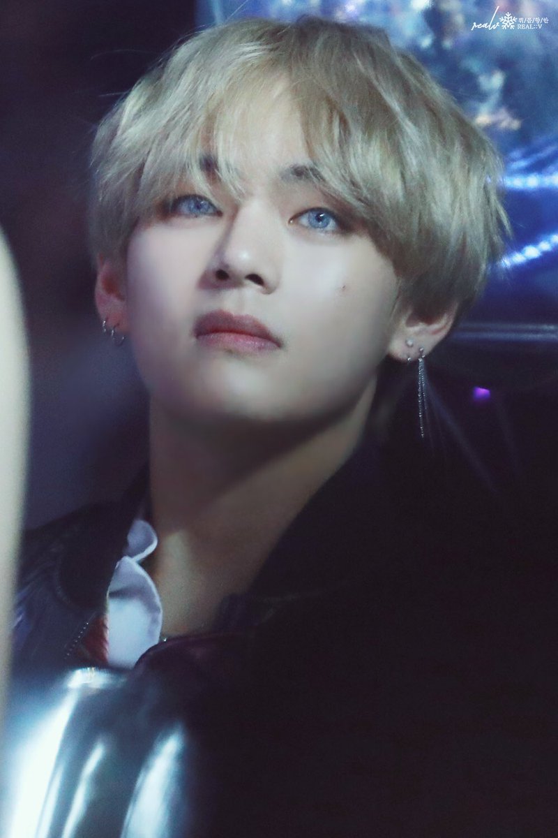 Pin by Mad Lea on Taehyung | Taehyung, Bangtan, Taehyung 2017