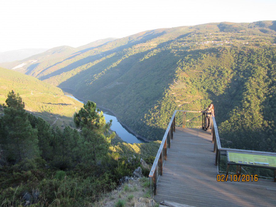 presumeDgalicia's tweet photo. "Mirador da Capela" #Vilacha #Lugo De Conxipp #presumedegalicia 📷 Aplaude esta foto: https://t.co/Yqe6v0yncY https://t.co/Y5arxq7ke0