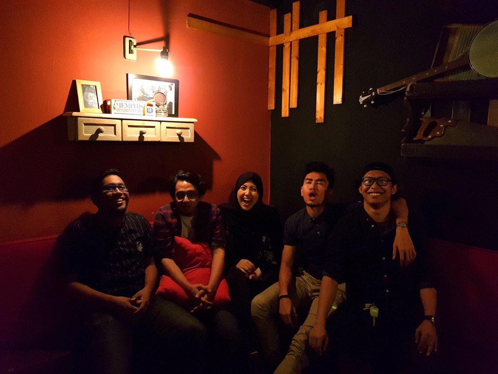 nadiananajib's tweet photo. That's a wrap! Thank you guys for coming last night. The crowd was amazing ๐ #NeaAndCo #TheGaslightKL https://t.co/fh9IiInGpq