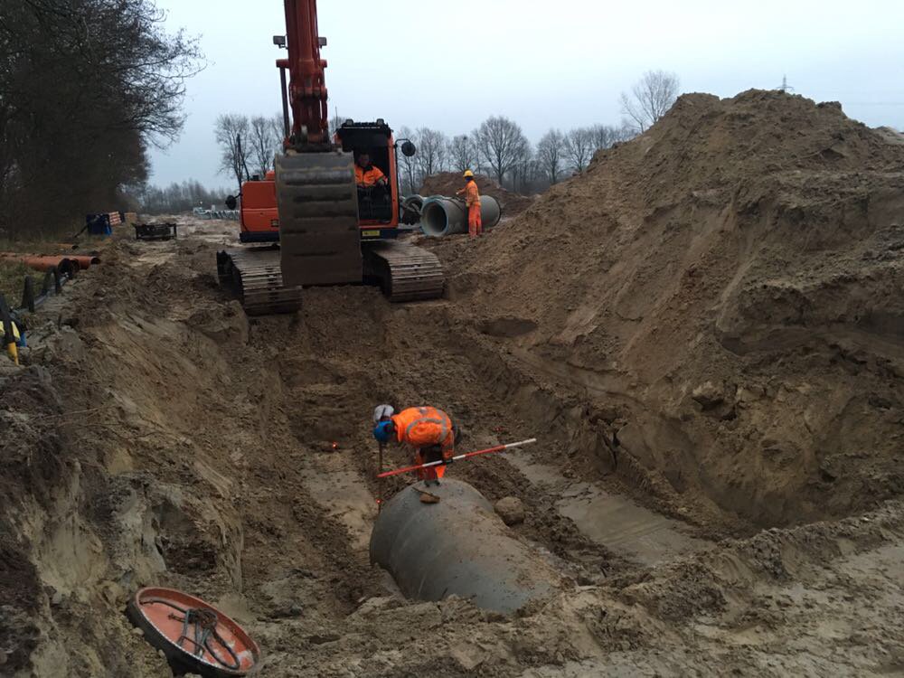 Na de winterse perikelen zijn we gestart met de aanleg van de 2e fase Bedrijvenpark Twente Noord te Almelo <a href="/Plaggemars/">Plaggemars Makelaars</a>