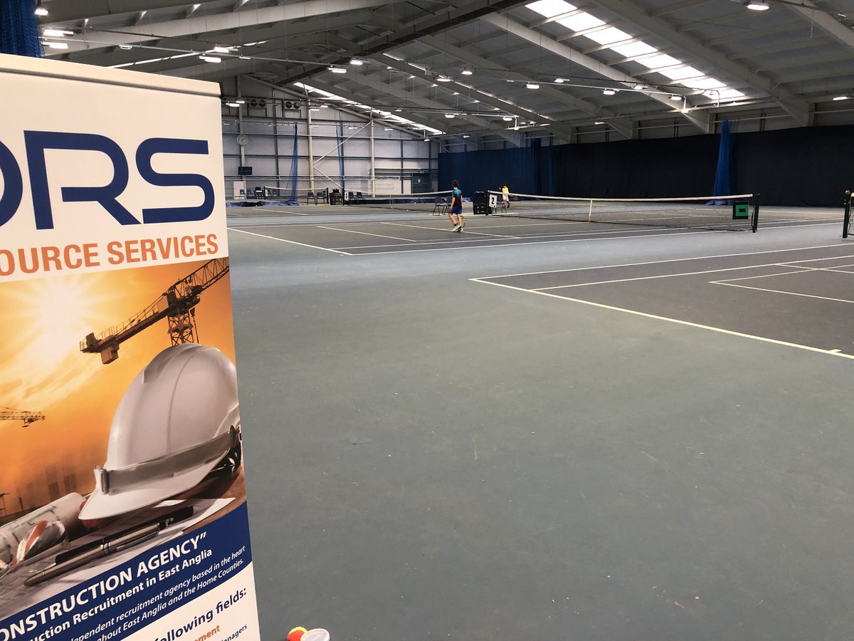 Tennis_Edge's tweet photo. Another day of competition in full flow at @EastonTennis
#miniorange first up
#minigreen from 2pm
@RECRUITMENT_DRS @LTAEastRegion
#GrowingTennis #TEG4 https://t.co/dCfTCc6mPL