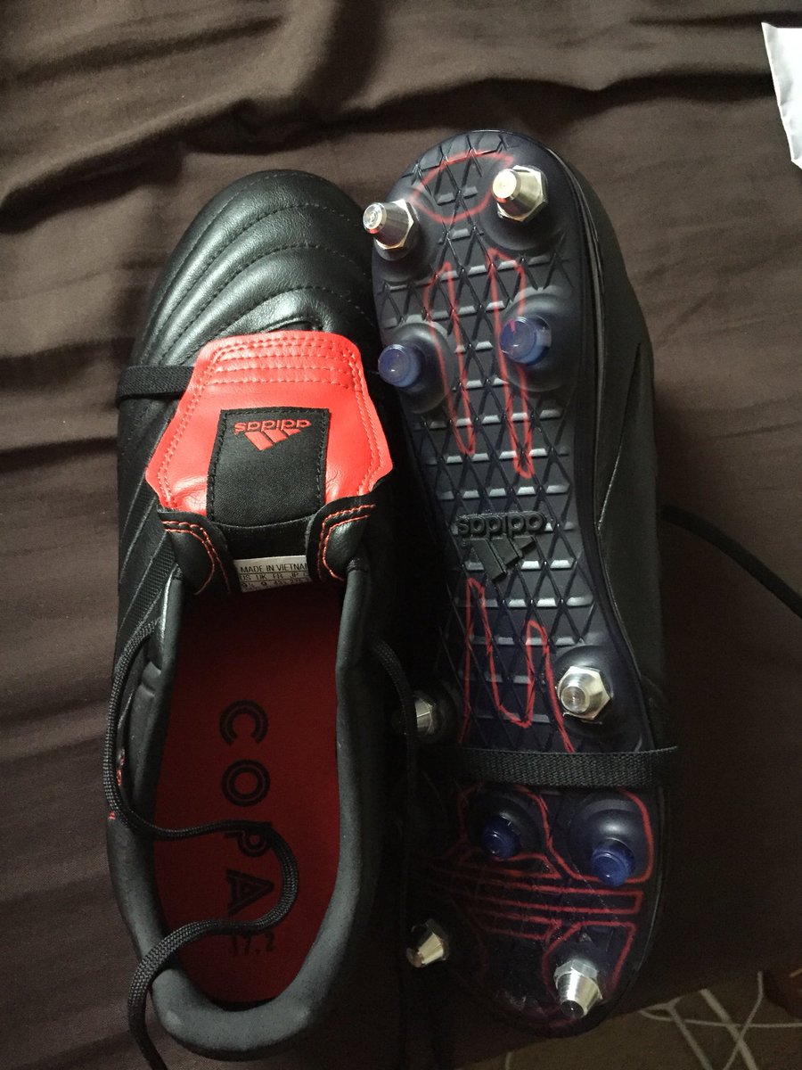 Dominiho7's tweet photo. Thank you to @tootsbootsuk for the brand new studs, turning my #adidas #copagloro to soft ground boots. They look great, cannot wait to try these out. #style #tootsboots #oneofakind https://t.co/mr3CRDV3Bo
