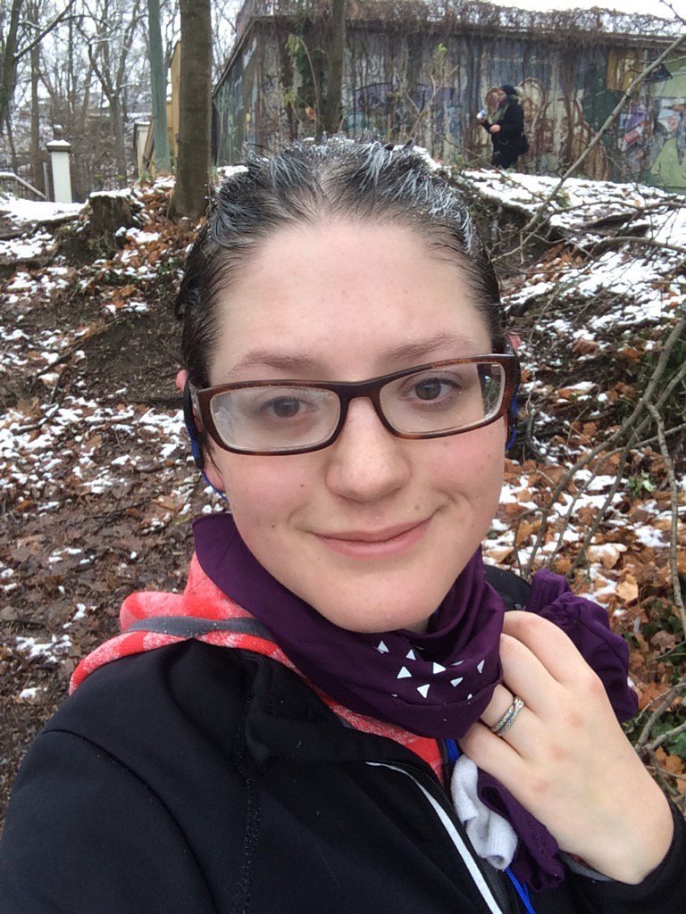 MistressMelody's tweet photo. Slightly slippery today on my run but I love that it's snowing again #running #fitness https://t.co/KyZkUSEkDN