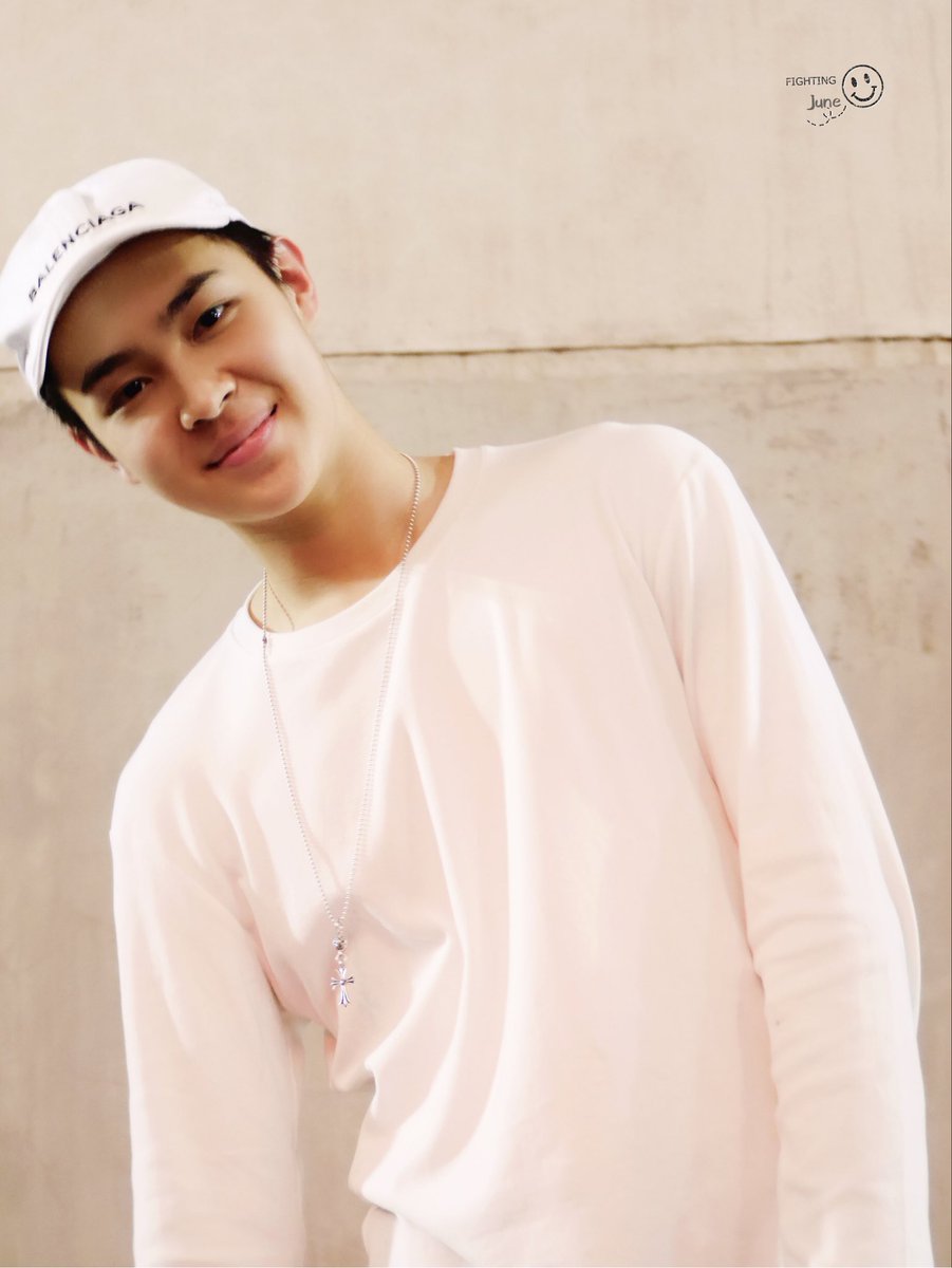 RitzJune's tweet photo. “Just say you won’t let go”🎤🎼🎵🎶
😊💓

@BoomKrittapak #BoomKrittapak #FiftyshadesofBoomKrittapak https://t.co/cDbSl1HW57