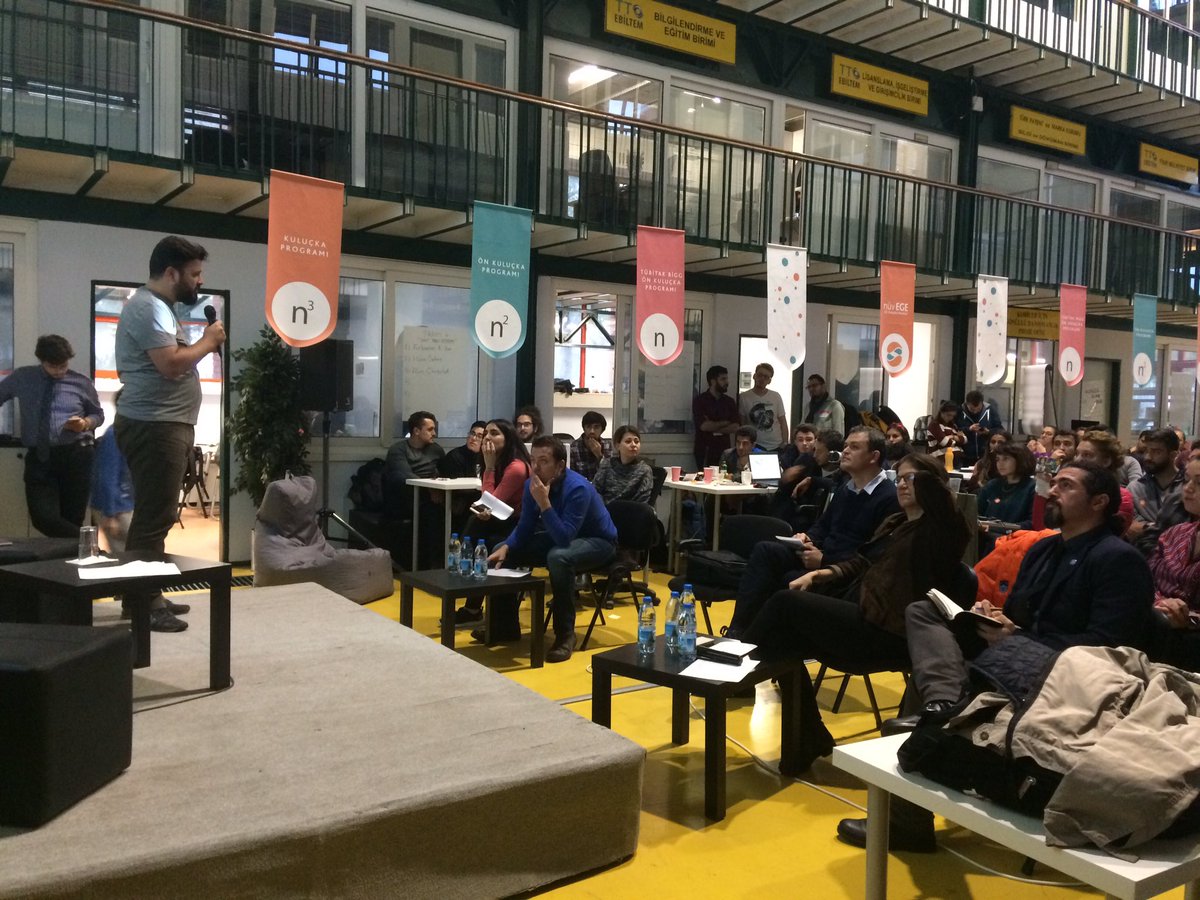 nuvege's tweet photo. #Hack4Wellbeing 'de finale doğru! Sunumlar başladı! @startinizmir @izmirkalkinma @UniversiteEge @EGETeknopark @ebiltemtto @protelye https://t.co/uqawj1BvJv