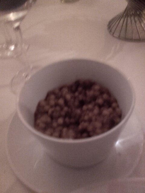Geri_Freki94's tweet photo. May day may day #teamterreadelie je suis au resto ils me servent un risotto de quinoa : que faire ???? Please help https://t.co/OJOVUbFt2p