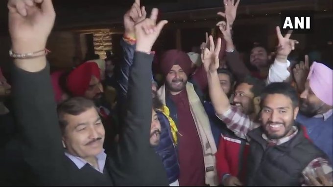 ट्विटर पर छबि देखें