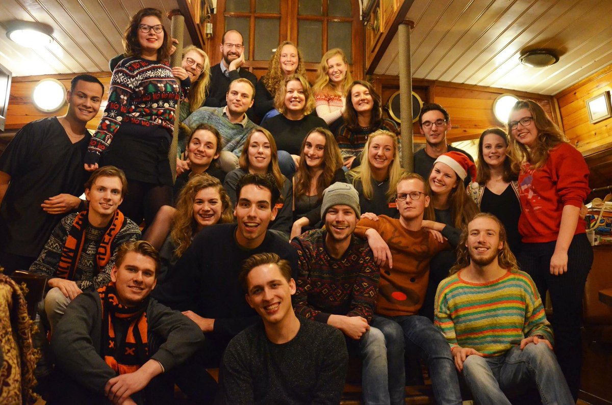 asva_vakbond's tweet photo. Versterk ASVA bestuur 17|18! 

Per februari (start tweede semester) zoekt ASVA minimaal twee nieuwe bestuursleden! 

Kijk voor meer informatie op onze website: https://t.co/43qxe2ycCV https://t.co/WF4oiXDwTg