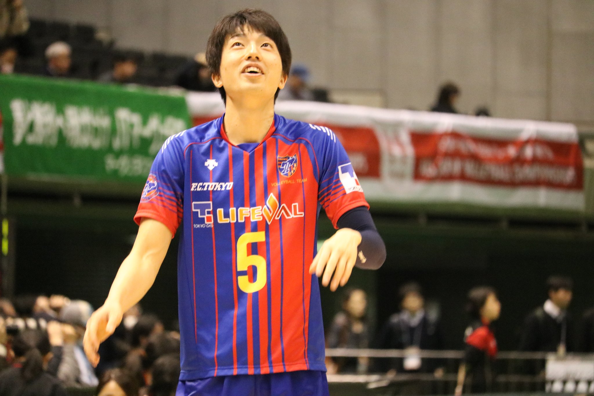M Twitter પર 天皇杯17 12 17 笑顔を忘れないfc東京 竹浪選手 天皇杯皇后杯バレーボール Fc東京 竹浪貴志https T Co Yr4zxekby3 Twitter