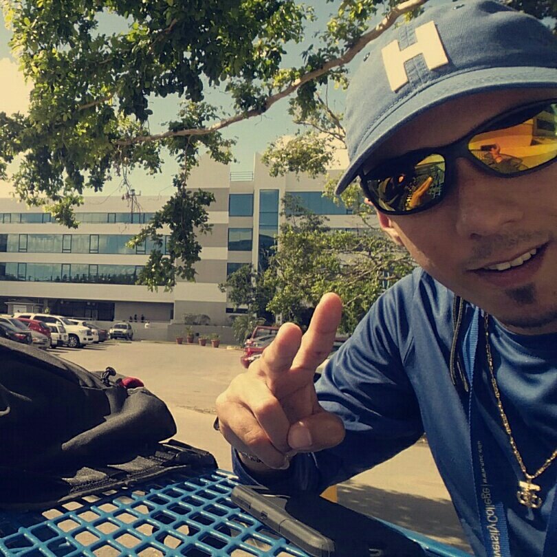 J_Torres35's tweet photo. #NuevaFotoDePerfil https://t.co/ZJxDzlc54T