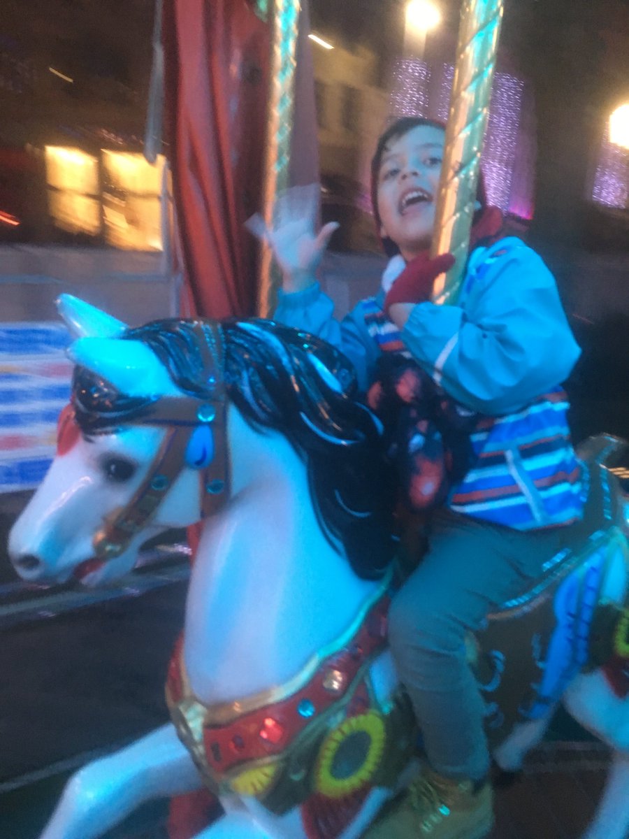 GaelitoPlayTime's tweet photo. Me and my bother had the best time at the Christmas market! @belfastcc We went on the #helterskelter #carousell and ate hotdogs and Hungarian cinnamon bread! ☃️🎪😃#GaelitoPlayTime #Belfast https://t.co/mW36TnQ6TU