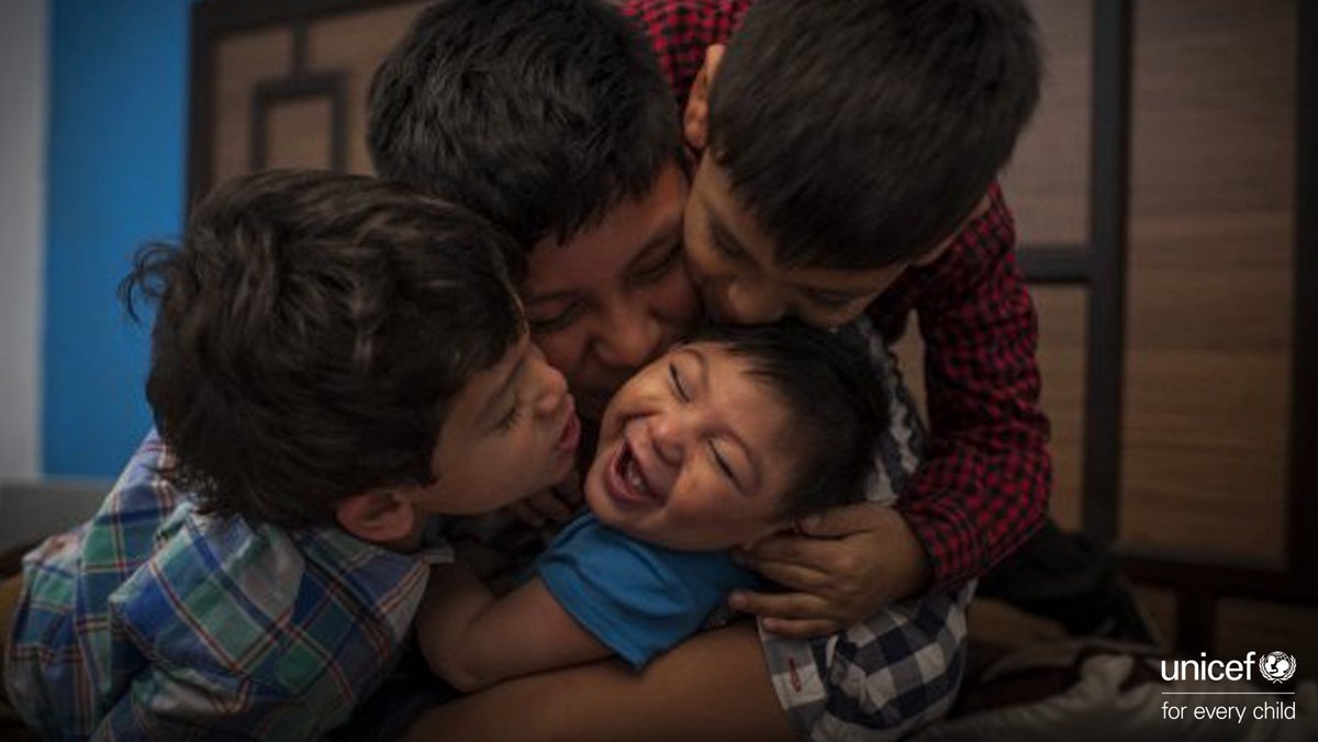 UNICEFIndonesia's tweet photo. #1000daysoflove #EarlyMomentsMatter ❤ https://t.co/rHXTclrxsN