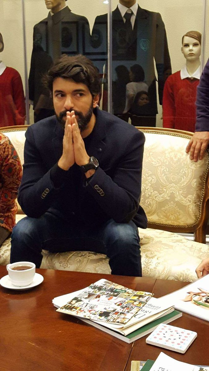 engin_INAfc's tweet photo. Still about #EnginAkyürek 😘😘 https://t.co/Mvw6HhobLx
