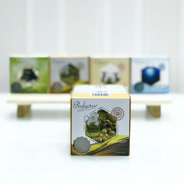 rewardssystem's tweet photo. Say goodbye to damaged, dry and irritated skin just by using argan soap.
Like we often talk about, It is  is very rich in Vitamin A &amp; E , essential fatty acids like Omega 3, 6, &amp; 9.As it provides moisture to your Skin and also repair damage, dry and irritated skin. #argansoap https://t.co/0lL0Yn7NDJ