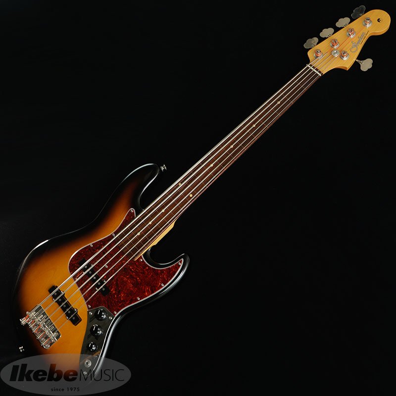 ☆年末激売FINAL SALE☆ フリーダ製フレットレス5弦ベースの中古品