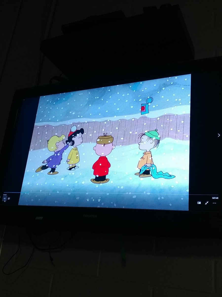 christmas movie day!!!! #mwdec2017 <a href="/dkennedy681/">Daniel Kennedy</a> <a href="/J_Koltunowicz/">Joe Koltunowicz</a>. <a href="/MichaelAbdelhak/">MAbdelhak</a> <a href="/HDLapeer/">Home Depot 2736</a>