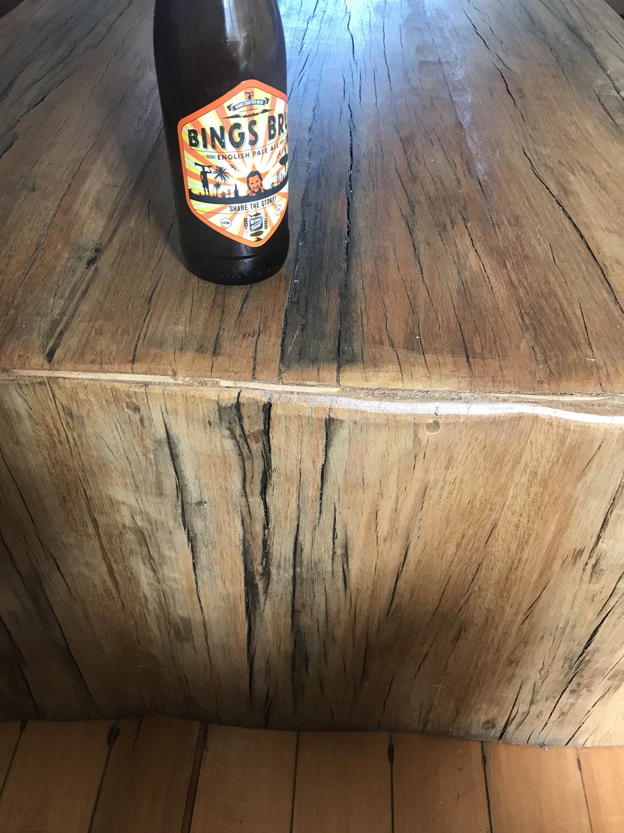 Got that holiday feeling? Handcrafted <a href="/Bingsbru/">Bings Bru</a> <a href="/deon_bing/">Deon Bing</a> on a handcrafted Coneytimbers starts my festive season every year..👊😀