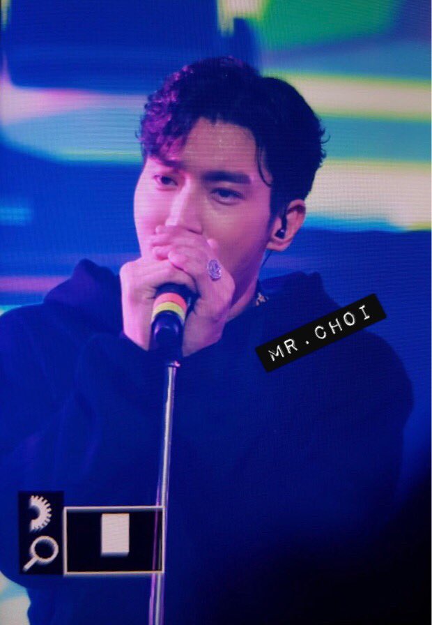 MrChoi_'s tweet photo. 171215-171217 Super Show 7 in Seoul. 무대를 마음껏 즐기던 모습, 보기만 해도 행복했어♥️ @siwonchoi #siwon https://t.co/YZ6ovHayNw
