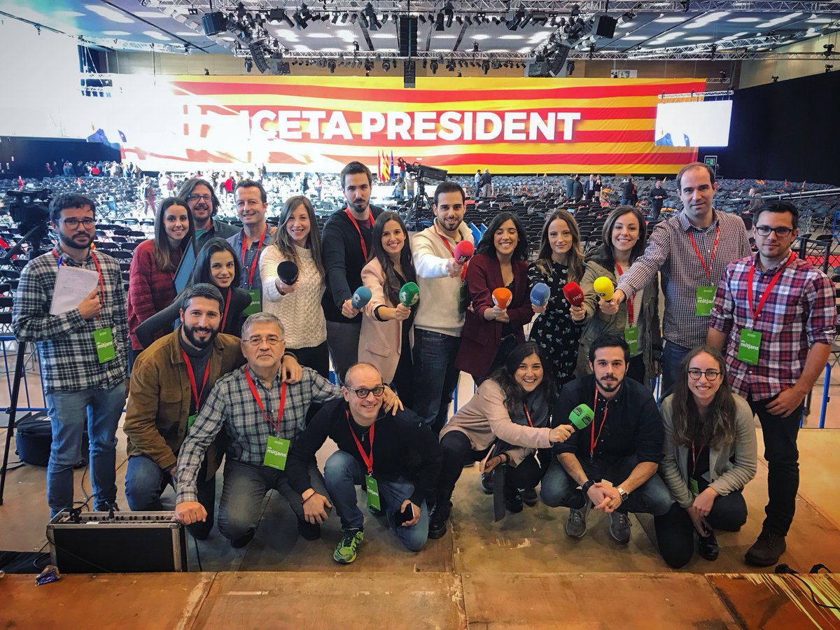 All together now 🕺🏻 📰📻📺💻 #premsa #21D