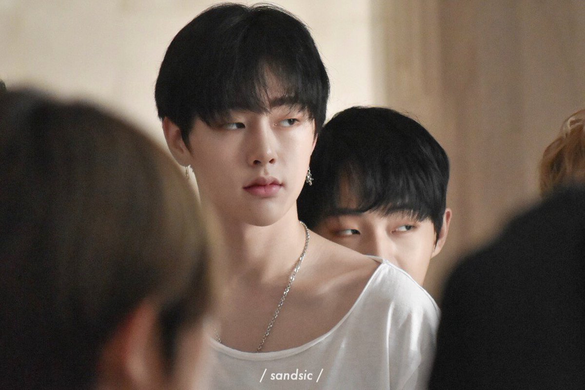 Jniewalker's tweet photo. ตบมันเลยมั้ยหมวย

ไม่ต้องพี่กุ๊ก เสียมือ จำหน้ามันไว้ก้พอ https://t.co/0ZQgNUzqIc