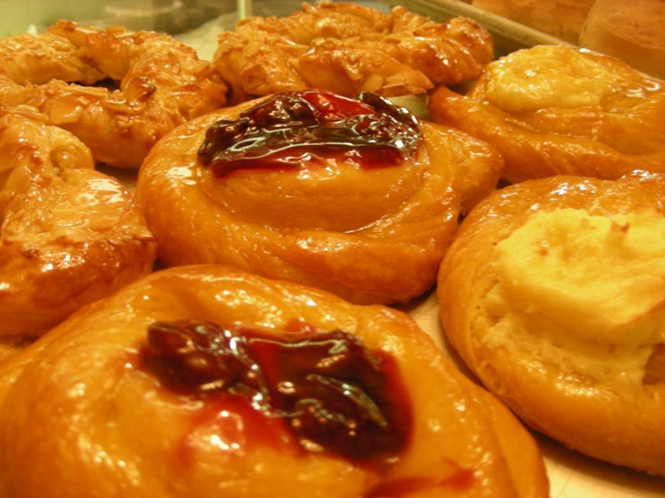 #Breakfast at the #Bakery! juergensbakery.com #GermanVillage #Columubs #ohio #cmh #Omelettes #Danish #Lunch #Dinner #GermanRestaurant #ChristmasCookies #Stollen #Springerle #Tortes #Cakes #Marzipan #expcols #cbusfoodscene