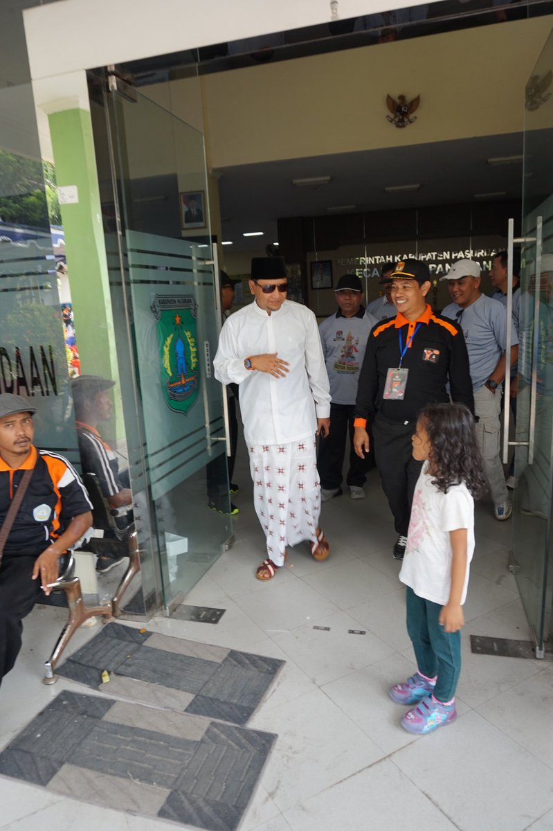 adithink's tweet image. Silahkan Pak....