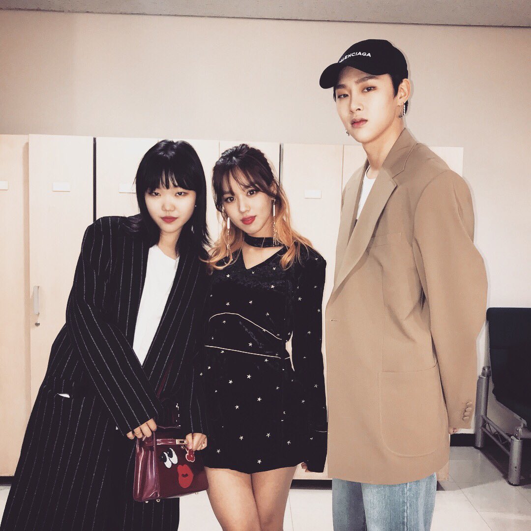 kimheebibi92's tweet photo. 🖤🖤굳나잇! https://t.co/hDbrhOjW4S
