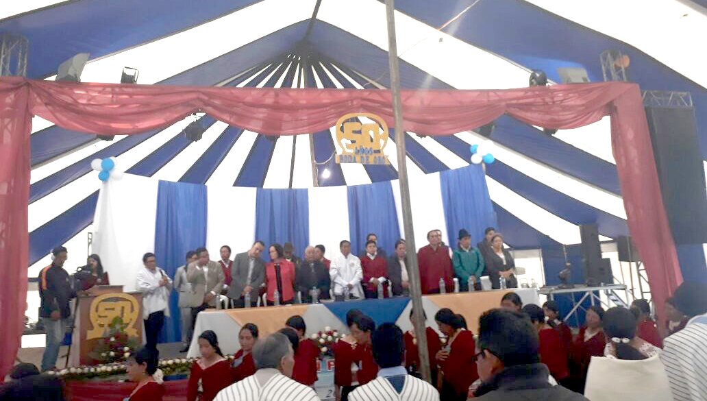 MAATE_Zonal3's tweet photo. @MAEChimborazo saluda a #CONPOCIIECH (Comunidades Indígenas Evangélicas de Chimborazo), noble institución que cumple 50 años de vida jurídica, pioneros del Evangelio en esta hermosa Provincia, quienes sembraron la semilla de las buenas nuevas. Felicidades!! https://t.co/WU8ikDnjYU