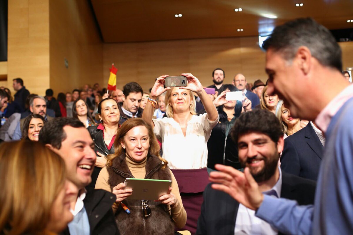 El <a href="/PPCatalunya/">PP de Catalunya</a> y <a href="/Albiol_XG/">Xavier García Albiol</a> dan garantías de futuro y convivencia en una Cataluña constitucional y española. Nos jugamos mucho el #21D y #LaSoluciónEsPP
#Vamos