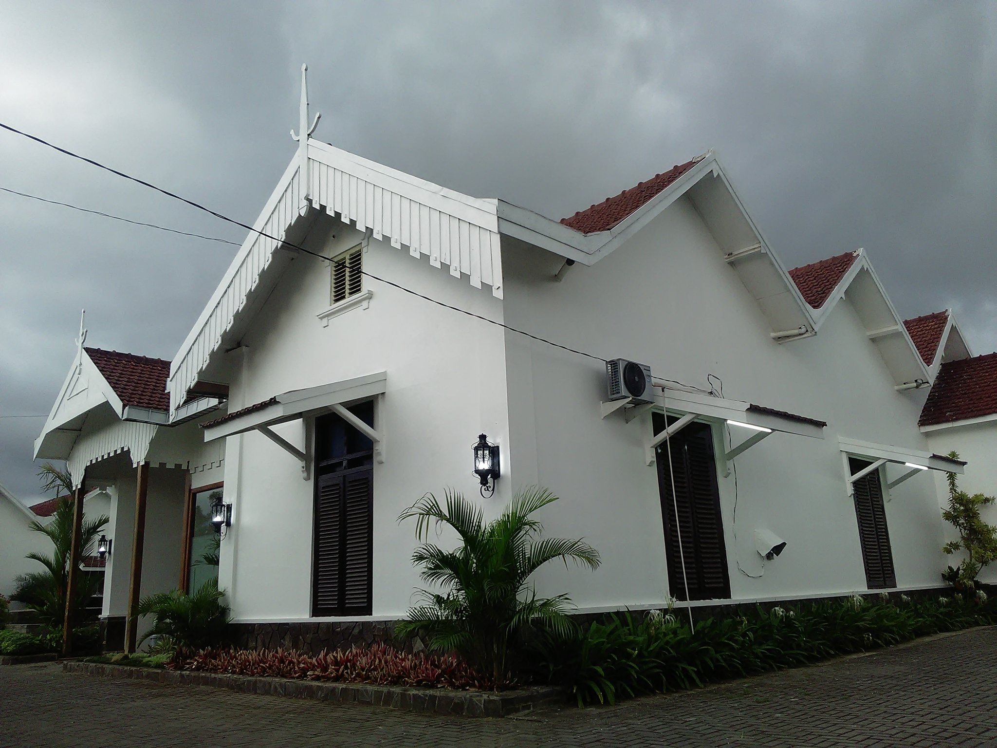 Pamuji Desain Arsitektur Auf Twitter ARSITEKTUR BANGUNAN KOLONIAL BELANDA Jasa Arsitek Gambar Desain Arsitektur Bangunan Rumah Kantor Dll Arsitektur Architecture Homedesign Colonialhouse Tweeter Nederland Indonesia Https Tco U60W42yUAe Pamuji Desain Arsitektur Auf Twitter ARSITEKTUR BANGUNAN KOLONIAL BELANDA Jasa Arsitek Gambar Desain Arsitektur Bangunan Rumah Kantor Dll Arsitektur Architecture Homedesign Colonialhouse Tweeter Nederland Indonesia Https Tco U60W42yUAe