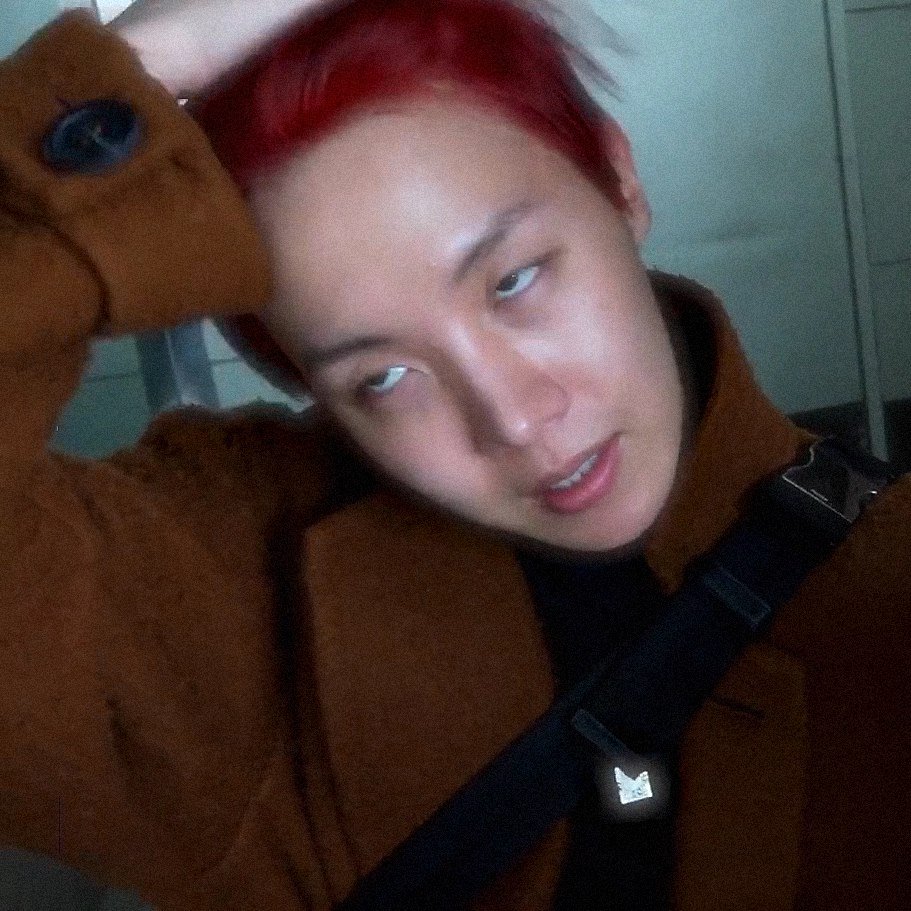 Когда вспоминаешь что у тебя экзамен через 3 дня.
Как же хочется сдохнуть.😖😨