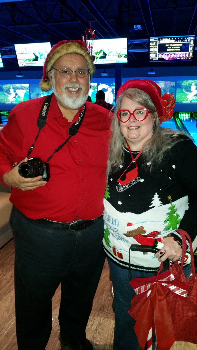 AnneRachall's tweet photo. @craftparts 
#craftpartschristmas17 
What a fantastic Christmas party. Thank you so much for a great evening. Lots of #wonderfulpeople, #greatfood and #funtime!

@AnneRachall and @MarkRachall https://t.co/dqNhFgwZrM