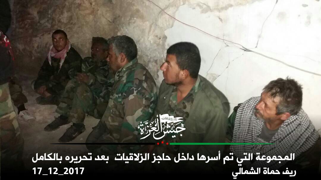 Basbous0's tweet photo. أسر مجموعة من قوات #الأسد  أثناء هروبهم من حاجز الزلاقيات في ريف #حماة قبيل تحريره https://t.co/RRsbd5NvCu