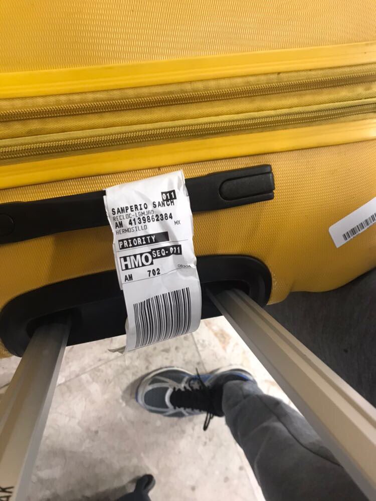 Hacen del equipaje lo que quieren, esperamos una respuesta <a href="/Aeromexico/">Aeroméxico</a> por ese incidente y hacerse responsable.