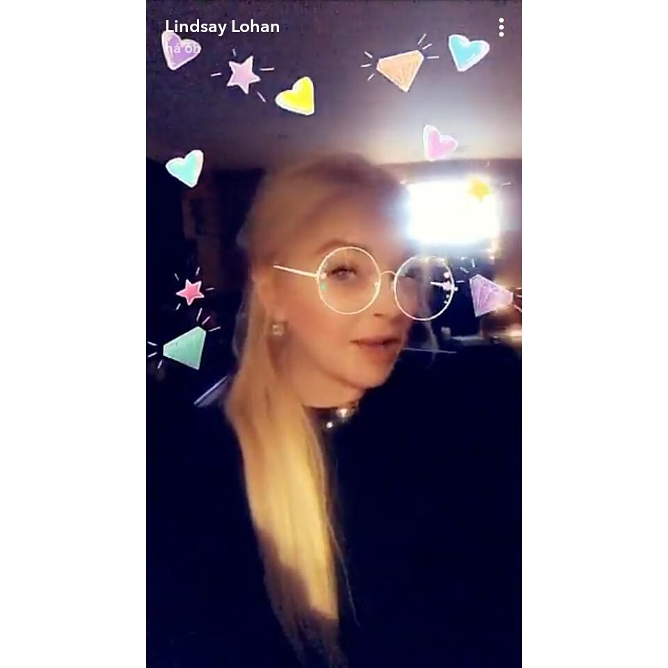 WebLindsayLohan's tweet photo. .@LindsayLohan In your official SnapChat account, Very cute! 😍 https://t.co/QkPryA2Qi3