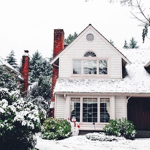 SeasonalFeels's tweet photo. 🎄🎅🏼❄️ V I B E ❄️🎅🏼🎄 https://t.co/f16psO7oJw
