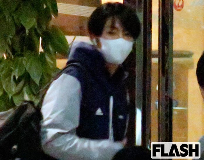 相葉雅紀のスタイルが良すぎる ファッションや私物を紹介 画像も