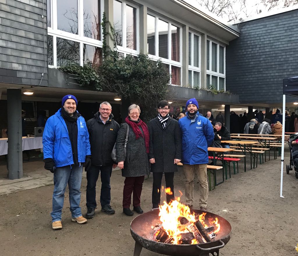 stark_koeln's tweet photo. Heute tolle Aktion von @IslamicReliefDE in Köln: #wintergrillen für Unterstützung von Waisen in Äthiopien. @stark_koeln ist mit dabei! #bpfkoeln https://t.co/0zbft0DZIa