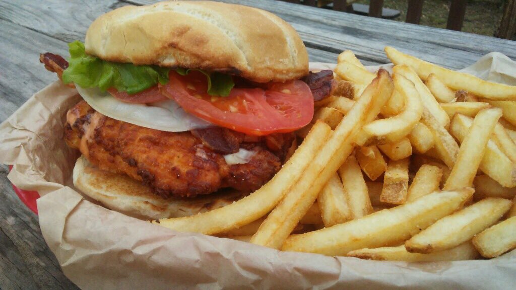 WallaceStation's tweet photo. Come try sous chef @kainanhudson lunch special today! Crispy golden fried chicken with provolone cheese, bacon, lettuce, and tomato, topped with Kainan’s special sauce! https://t.co/TR5sD2GQ4D