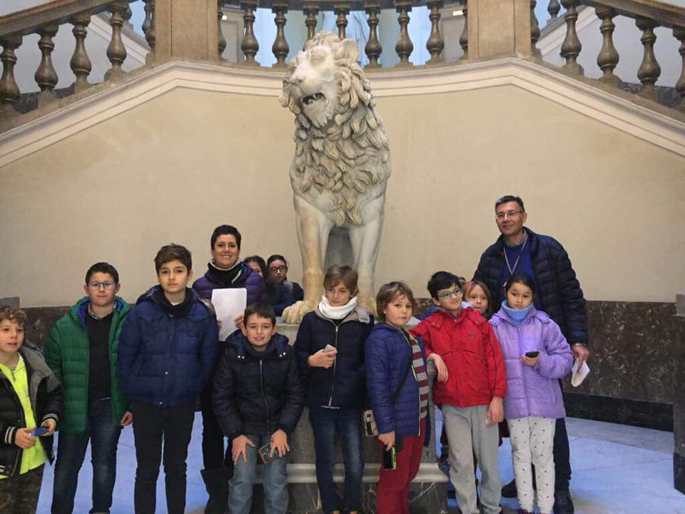MannApp_TV's tweet photo. 17.12.2017 / Mann for Kids 
Il laboratorio della didattica continua ad intrattenere i piccoli turisti al Mann la terza domenica del mese
Un progetto Obvia coordinato da Daniela Savy. 
 #mann #mannforkids #obvia #laboratoriodidattico #danielasavy #paologiulierni #mannapptv https://t.co/o40xkRkl5B