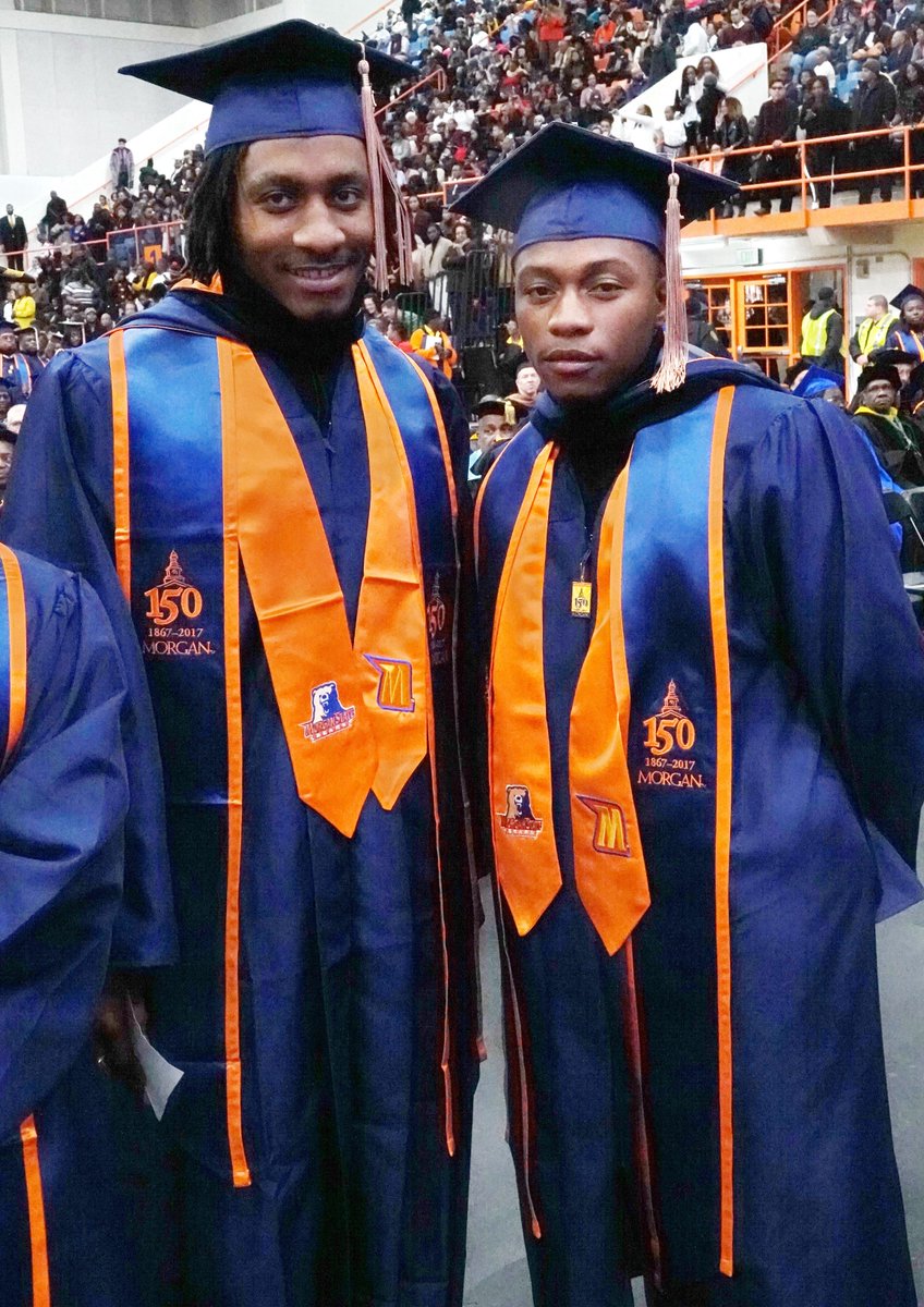 MorganStBears's tweet photo. Tis' the season to GRADUATE‼️👨🎓👩🎓
Here's a few pics of our 🐻student-athletes from Friday's Commencement Exercise at the📍Hill Field House.
#TheMorganWay #MORGANGRAD2K17
#GoBears🔷🔶 https://t.co/e6UfcthLZG