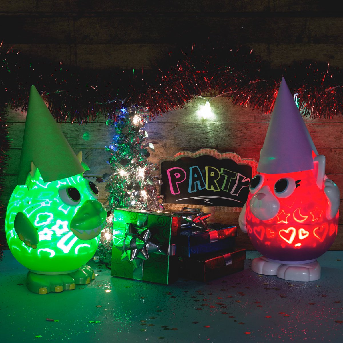 PlayBrites's tweet photo. There's a party happening and you are all invited! We'll bring the eggnog and treats :) #Playbrites #MagicalFunFaces #LightShow #Imagination https://t.co/Br9yz3Mbn1