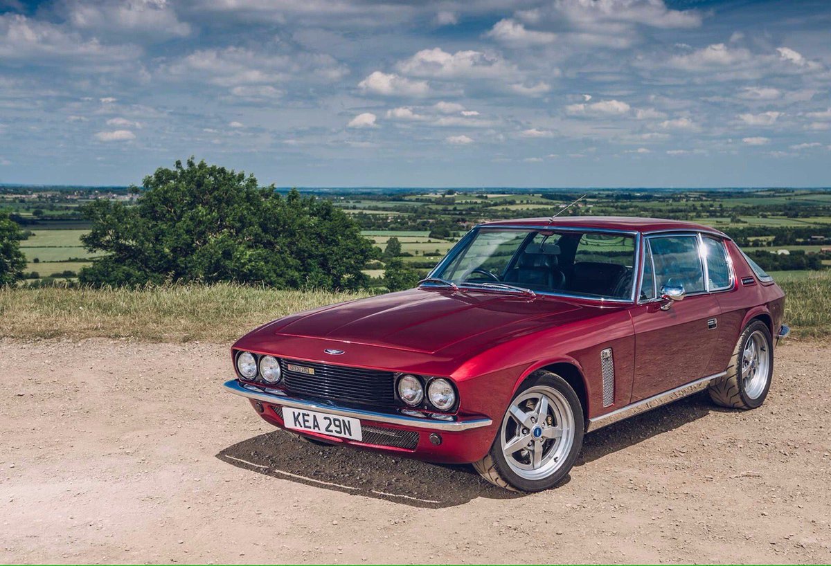 OilAndGrip's tweet photo. Presentamos un clásico británico diferente a lo que estamos acostumbrados, el Jensen Interceptor, un muscle car con acento inglés. Descúbrelo aquí:
https://t.co/0JNjSNC7iE https://t.co/YUVry360RS