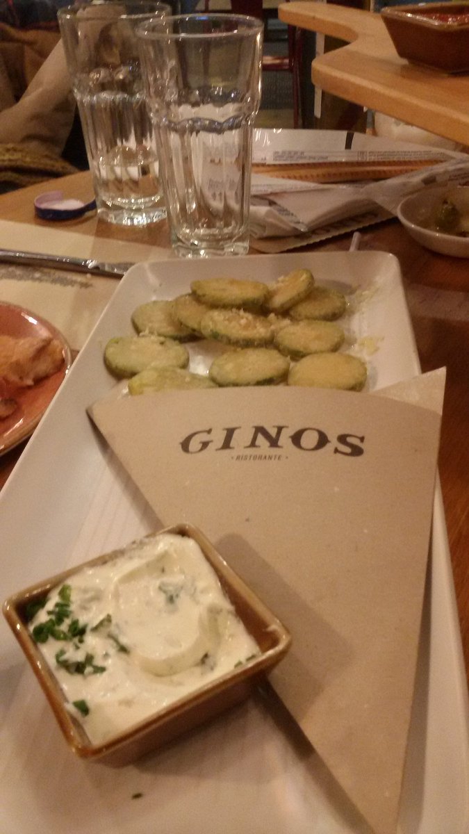 Virginiamedi's tweet photo. @GinosRistorante 😍mi restaurante favorito (Sevilla) https://t.co/DV3lXxTnmf