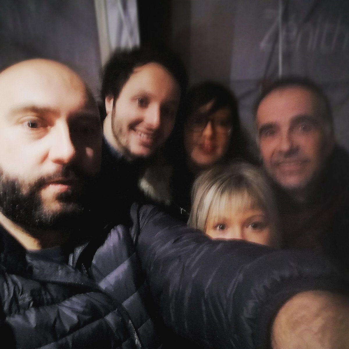 #Vianney - After Show 
Sam.16.Déc 2017 - #Pau
Très beau concert, rythmé et très touchant, rempli de surprises et le "petit frère" au top. De chouettes retrouvailles avec l'équipe de Mateo &amp; Co de <a href="/Rpo97Fm/">RPO97FM</a>
<a href="/Vianney_Actus/">Vianney-Actualités</a> @VianneyMusique <a href="/SoyonsLaRuche/">Soyons La Ruche 🐝</a>
<a href="/ZenithPau/">Zénith de Pau</a>
<a href="/ZouaveProd/">ZOUAVe</a>