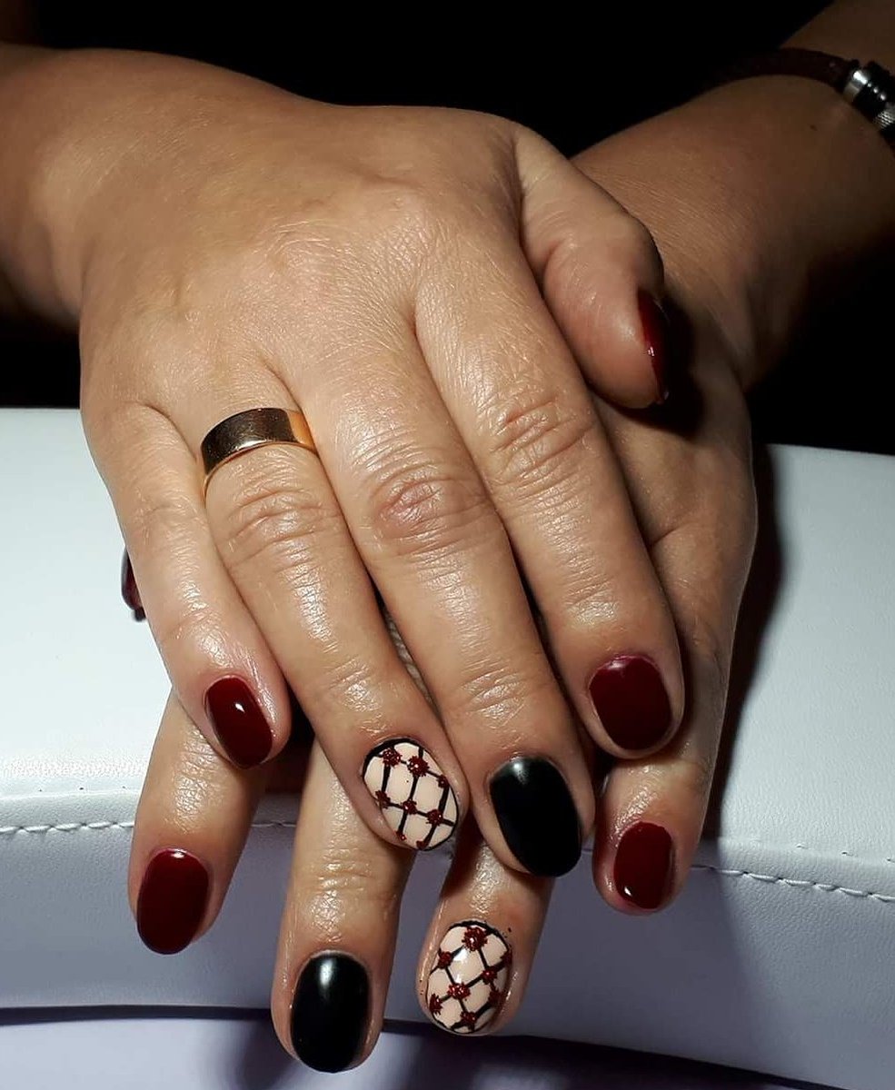 kinqus's tweet photo. #indigonails #nails #warsawgirl #polandgirl #hybrydawarszawa #poland https://t.co/NollYRoN3Y