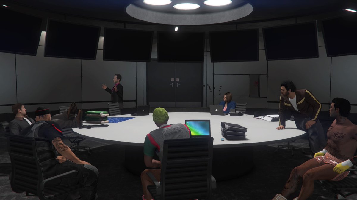 SP84DE's tweet image. @KNT_EASHL having a secret meeting with the government @AZNinetyTwo @NoksuNokia